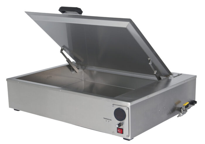SP-1600 water bath pan with analog controls in the open position
