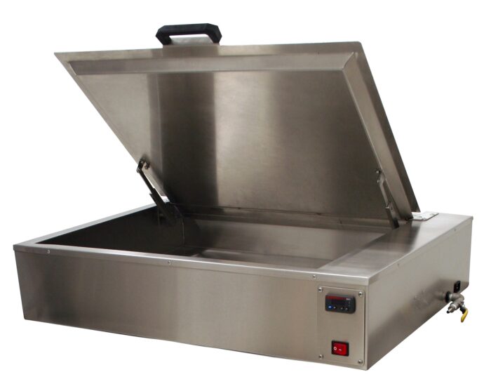 SP-1600-D Water Bath Pan with Digital Controls in the Open Position